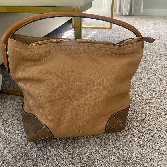 Leather Furla bag - Picture 2 of 2